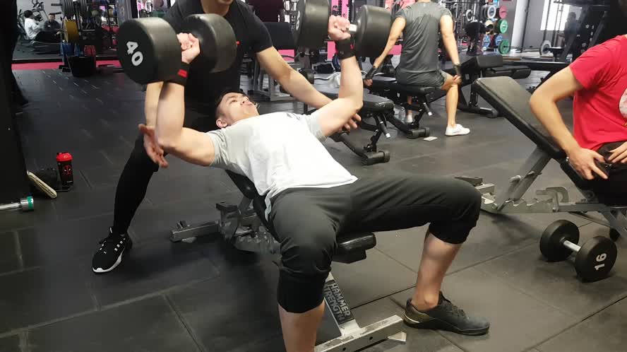 Rich PB - Incline DB Press 40kgs